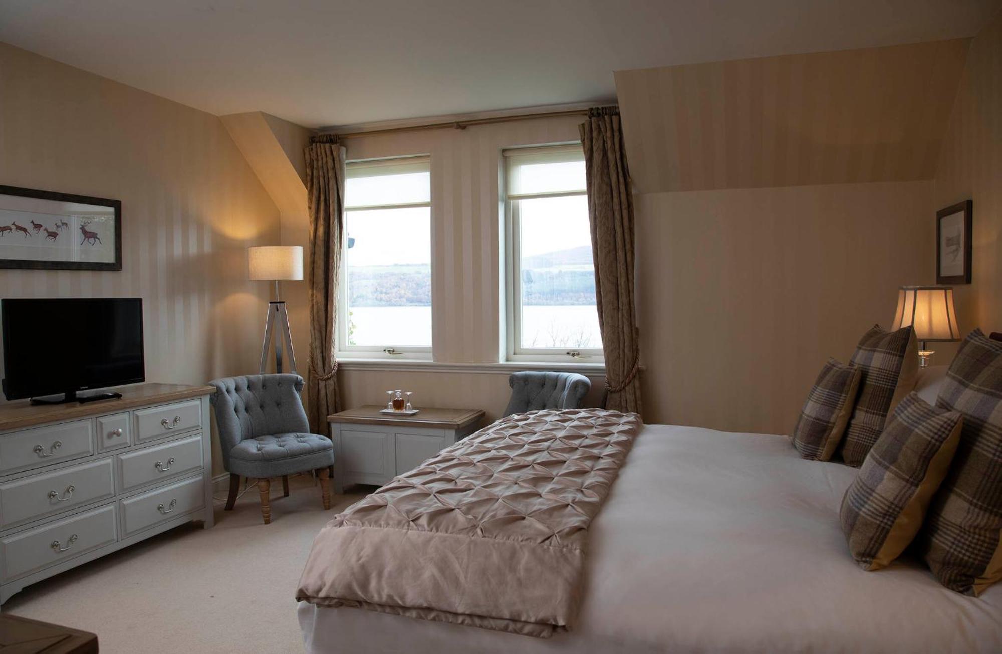 Loch Ness Lodge Drumnadrochit Exteriör bild